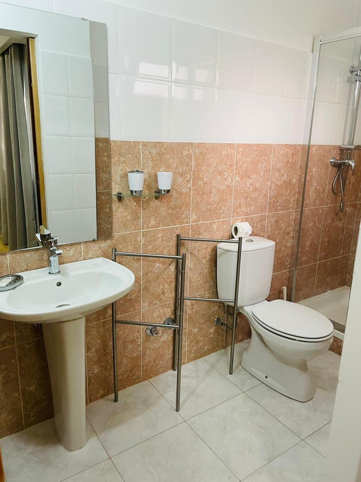 Residencial Sol Point Art Bed and breakfast Ponta Do Sol